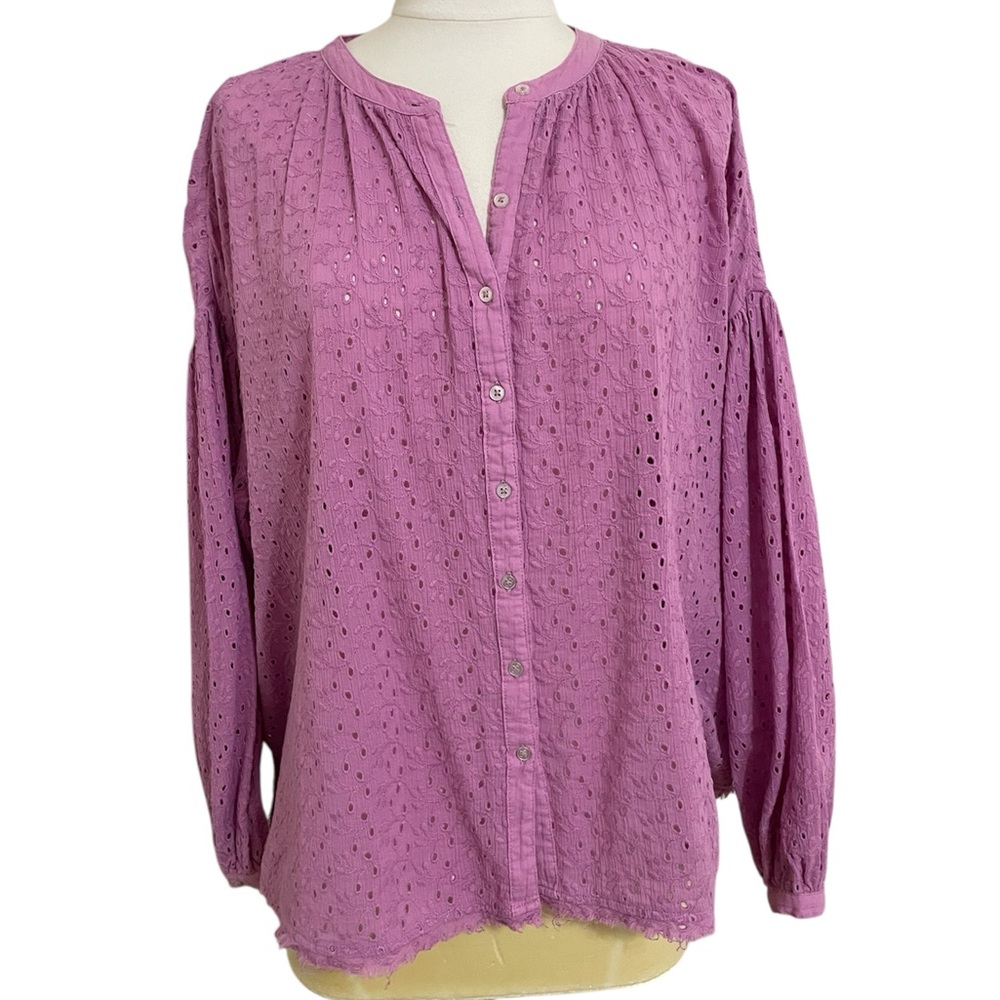 FREE PEOPLE Orchid Maddison Eyelet Flowy Blouse Button Front Collarless Size XS - Picture 4 of 14